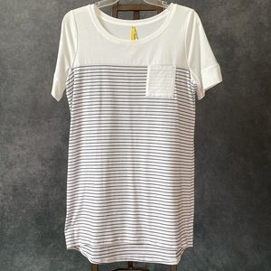 Light & breezy tunic top